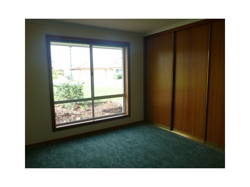 19 GLENMONT CRESCENT, Mount Gambier SA 5290