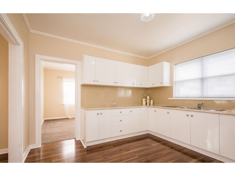 16 VANSITTART ROAD, Mount Gambier SA 5290