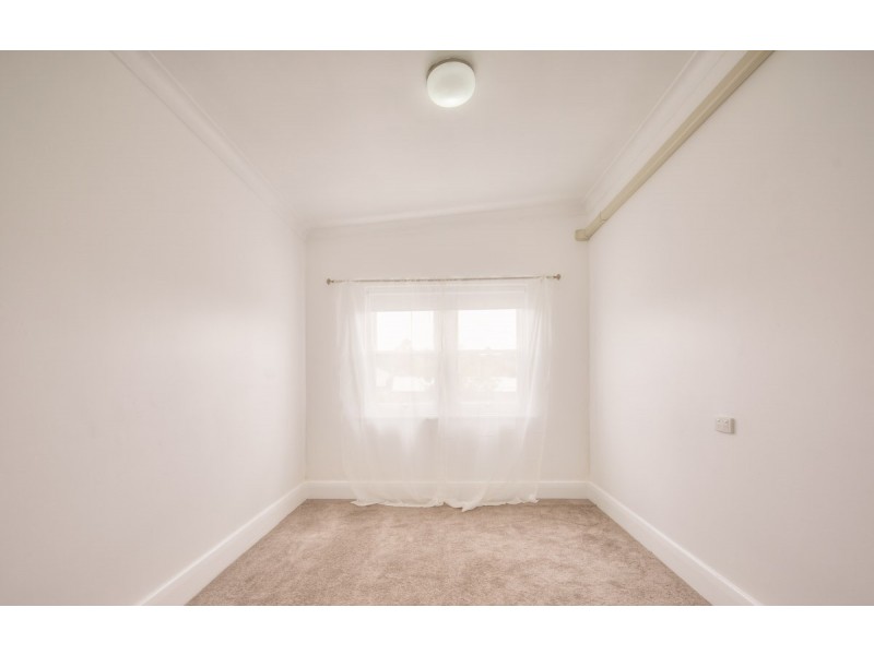 16 VANSITTART ROAD, Mount Gambier SA 5290
