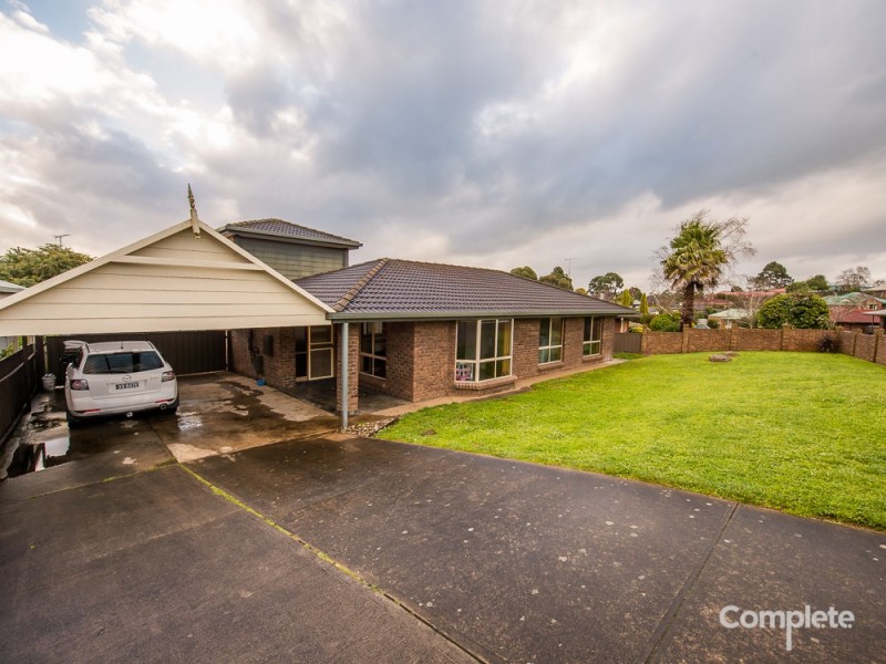 13 SUNSET DRIVE, Mount Gambier SA 5290
