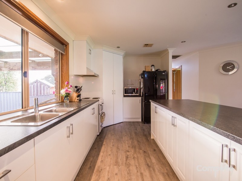 13 SUNSET DRIVE, Mount Gambier SA 5290