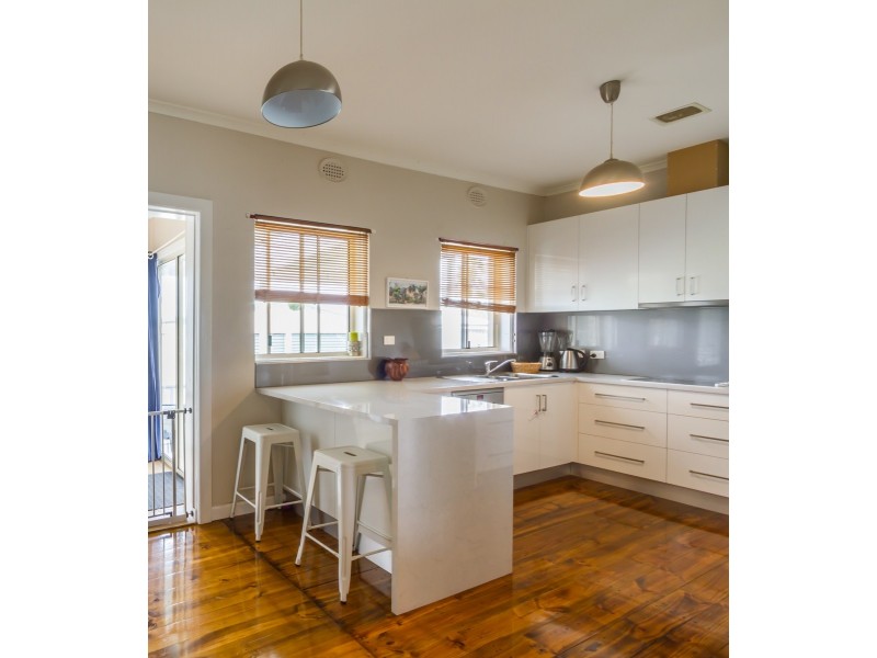 6 PERRIAM STREET, Mount Gambier SA 5290