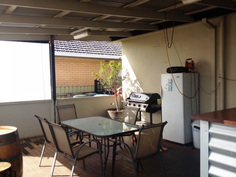 25 UMPHERSTON STREET, Mount Gambier SA 5290