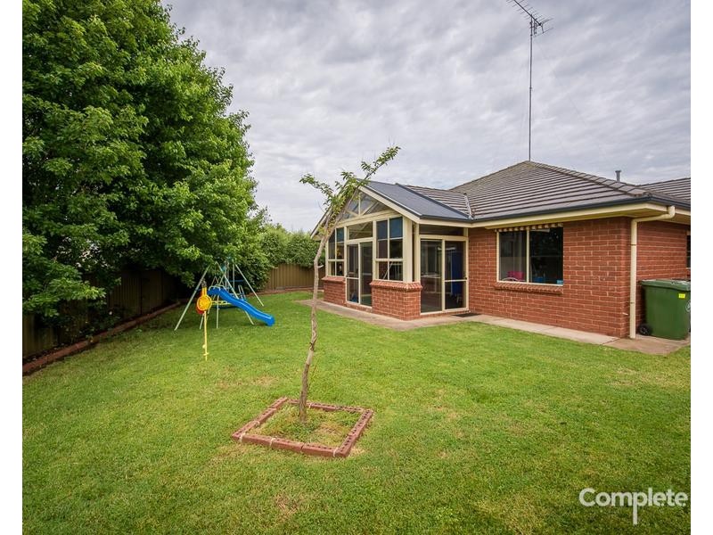 6 SANDSTONE COURT, Mount Gambier SA 5290