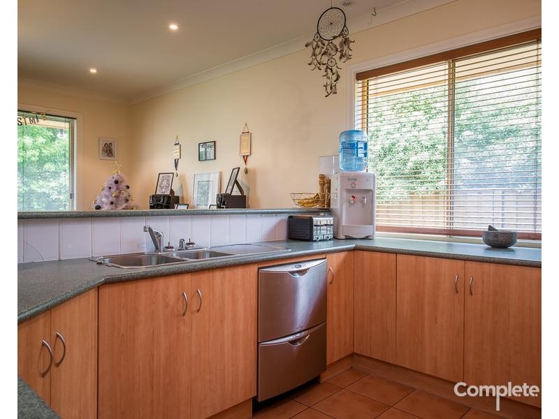 6 SANDSTONE COURT, Mount Gambier SA 5290