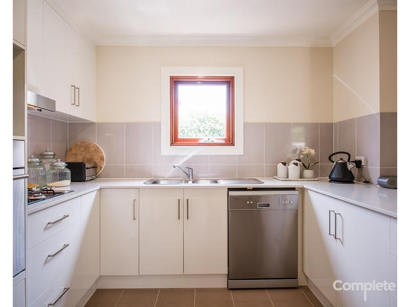 8 AGNES STREET, Mount Gambier SA 5290