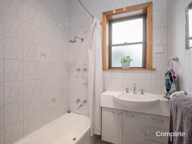 8 LAWSON STREET, Mount Gambier SA 5290