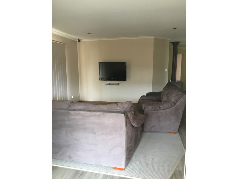 4 ROANOKE COURT, Mount Gambier SA 5290