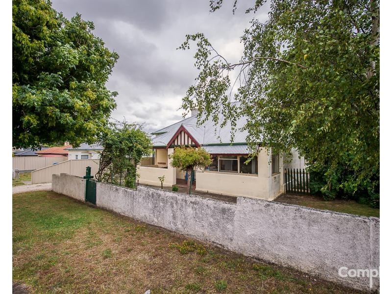 2 KEEGAN STREET, Mount Gambier SA 5290