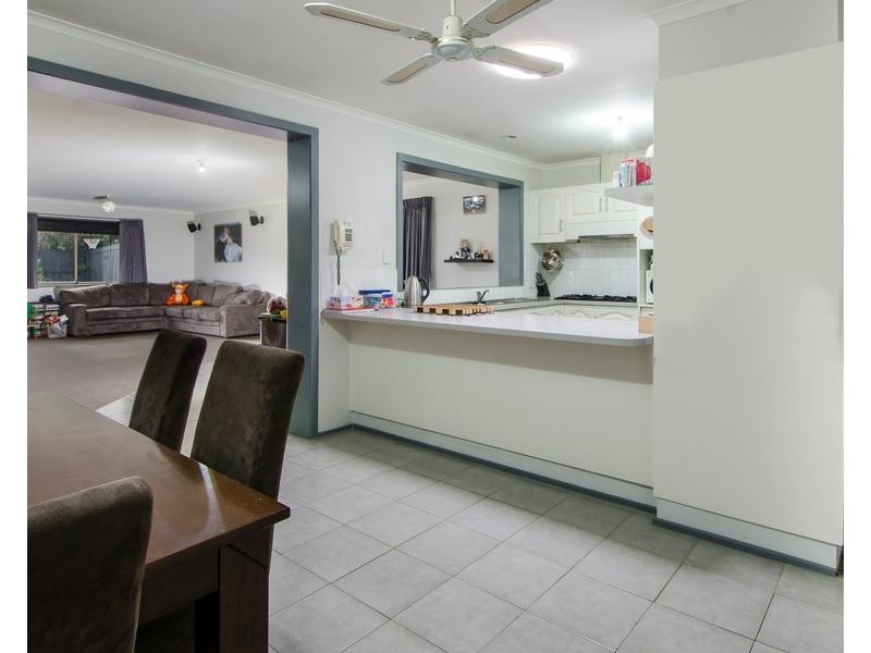 27 CARMEL DRIVE, Mount Gambier SA 5290