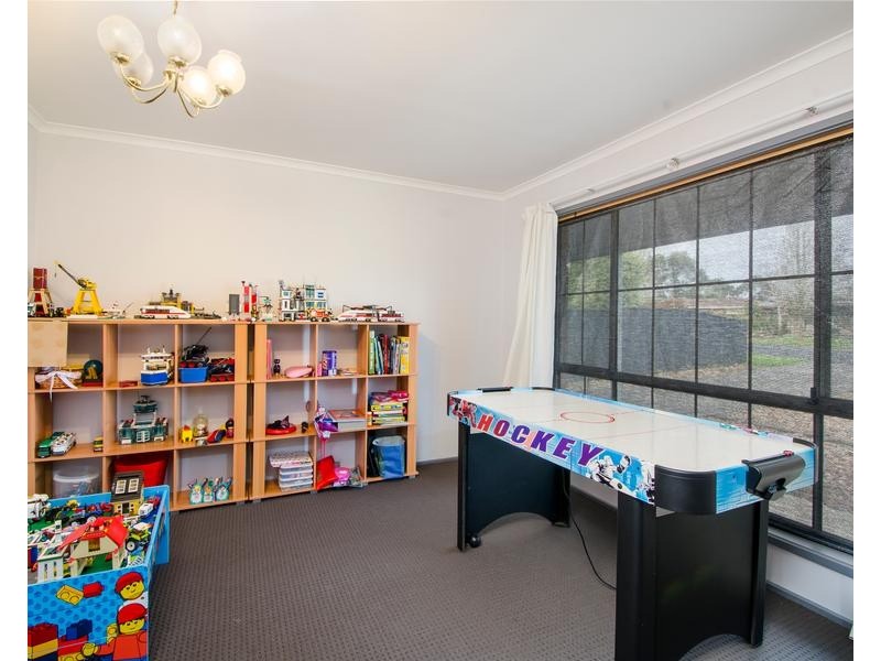 27 CARMEL DRIVE, Mount Gambier SA 5290