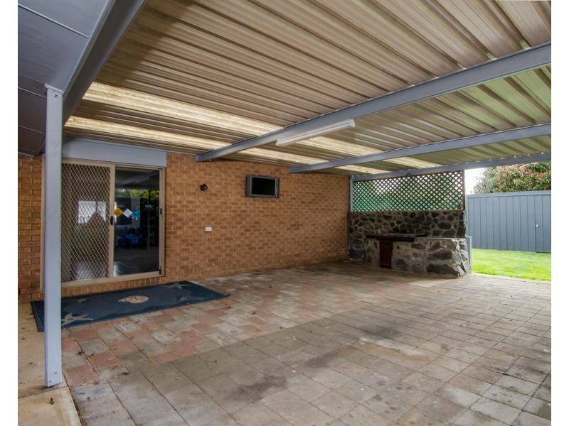 27 CARMEL DRIVE, Mount Gambier SA 5290