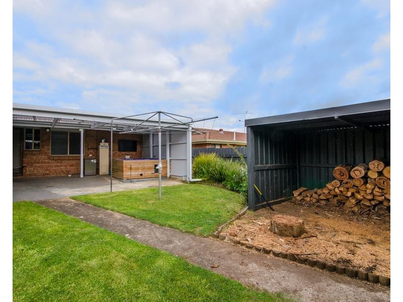 27 CARMEL DRIVE, Mount Gambier SA 5290