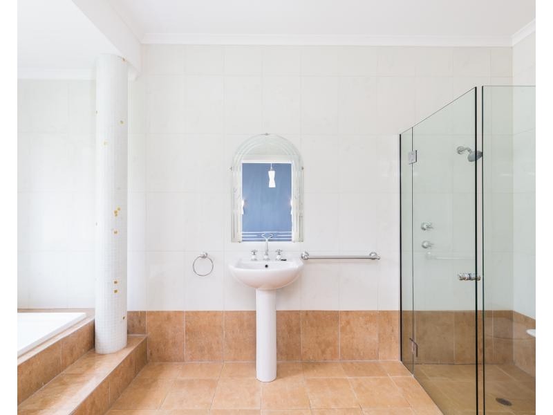 11 BELLAIRE CLOSE, Mount Gambier SA 5290