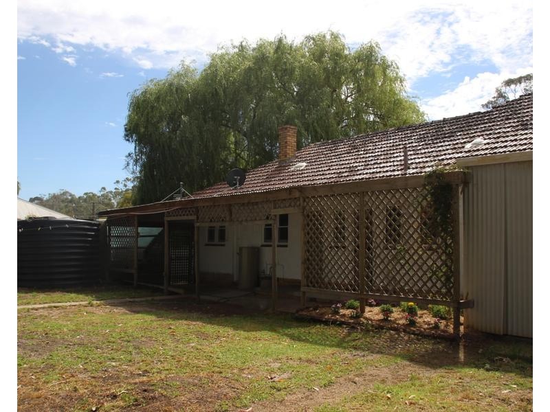 22 PENOLA ROAD, Tarpeena SA 5277