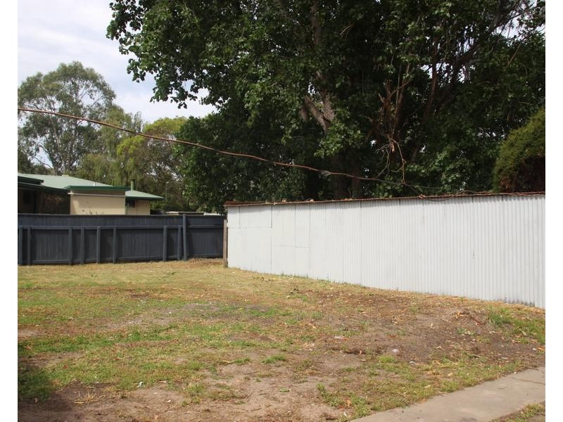 22 PENOLA ROAD, Tarpeena SA 5277