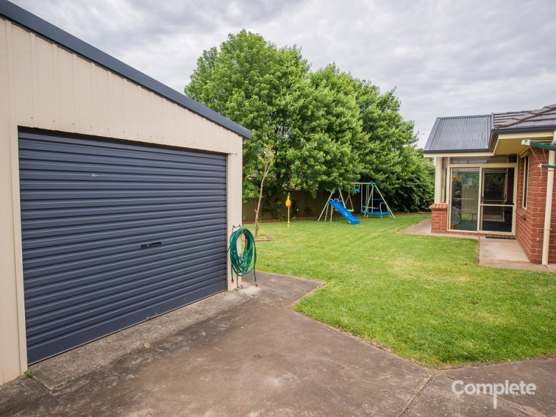 6 SANDSTONE COURT, Mount Gambier SA 5290