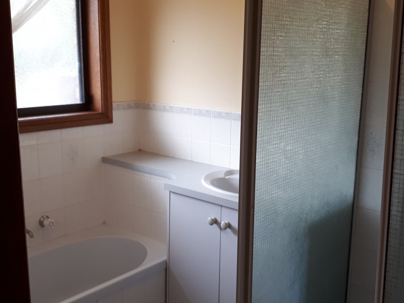 8 BELLEVALE COURT, Mount Gambier SA 5290