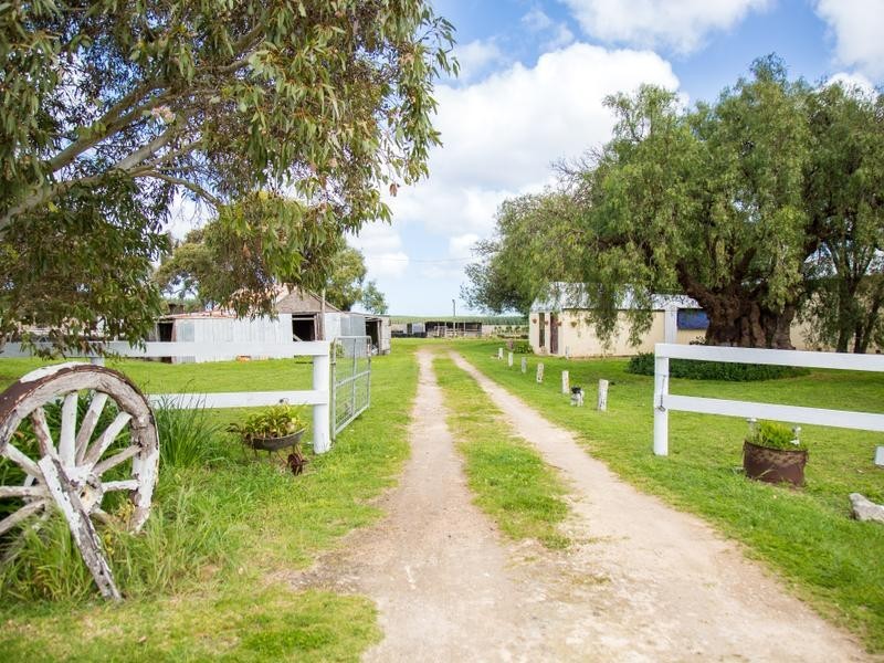 25 KAIN ROAD, Caroline SA 5291