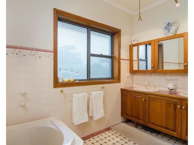 1 ANNETTE STREET, Mount Gambier SA 5290