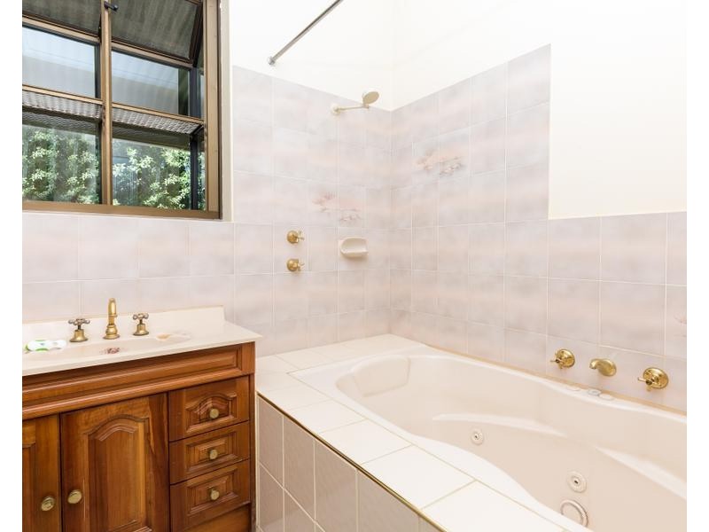 99 CAROLINE ROAD, Yahl SA 5291