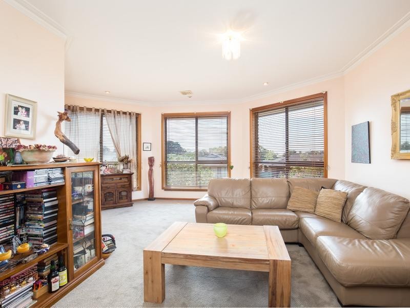 2 HIGHLAND DRIVE, Mount Gambier SA 5290
