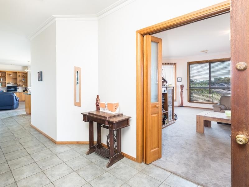 2 HIGHLAND DRIVE, Mount Gambier SA 5290