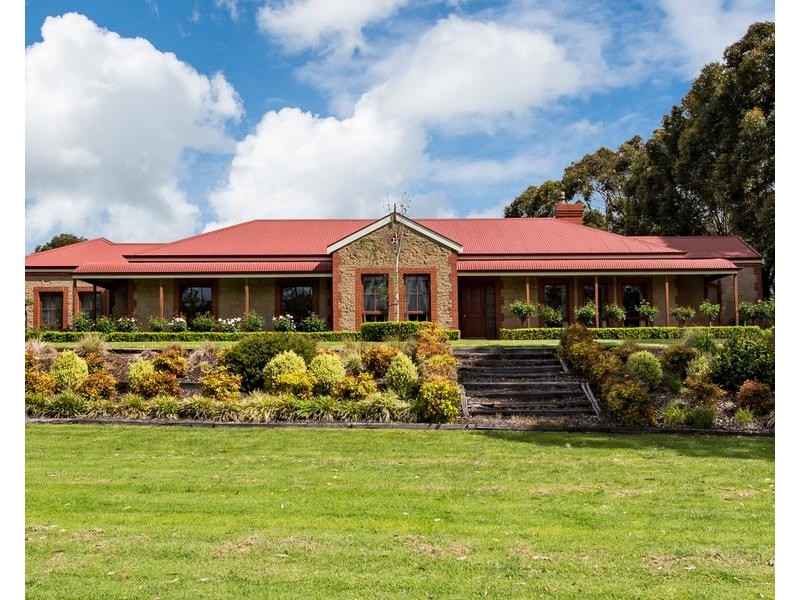25 TENISON DRIVE, Mount Gambier SA 5290