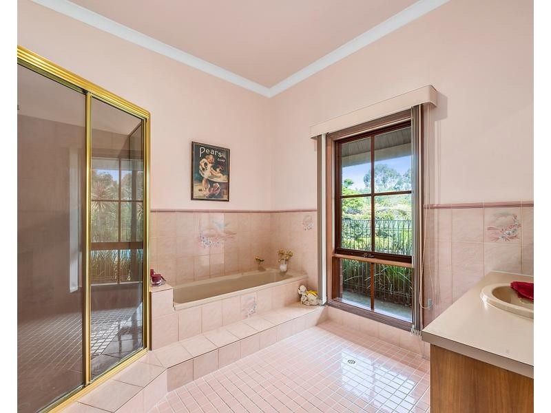 25 TENISON DRIVE, Mount Gambier SA 5290