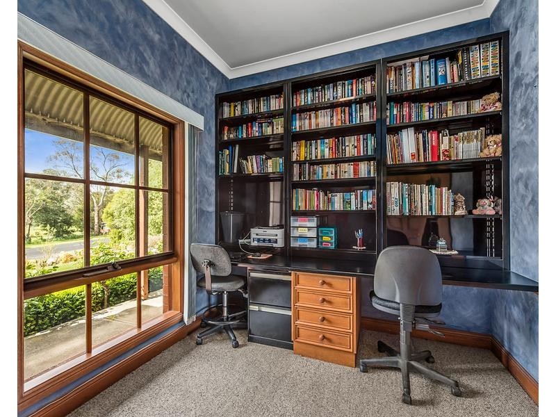 25 TENISON DRIVE, Mount Gambier SA 5290