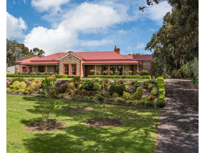 25 TENISON DRIVE, Mount Gambier SA 5290