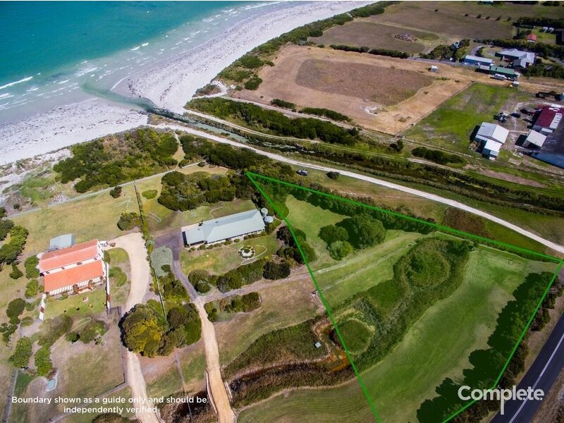 670 EIGHT MILE CREEK ROAD, Eight Mile Creek SA 5291