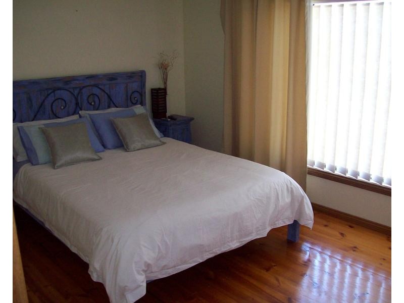 3 OLD BRIDGE ROAD, Nelson VIC 3292