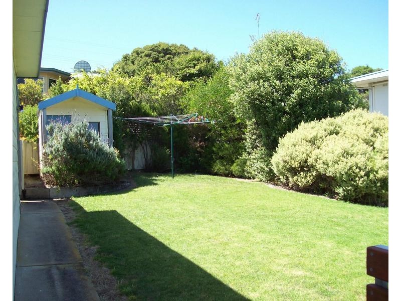 3 OLD BRIDGE ROAD, Nelson VIC 3292