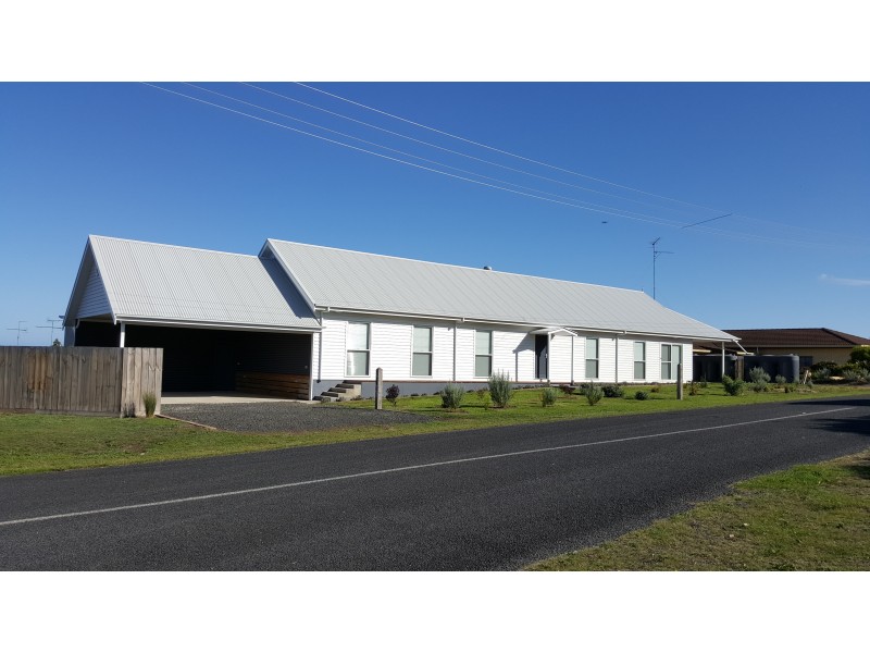 1 MEREDITH STREET, Nelson VIC 3292