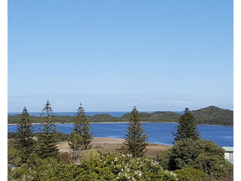 1 MEREDITH STREET, Nelson VIC 3292