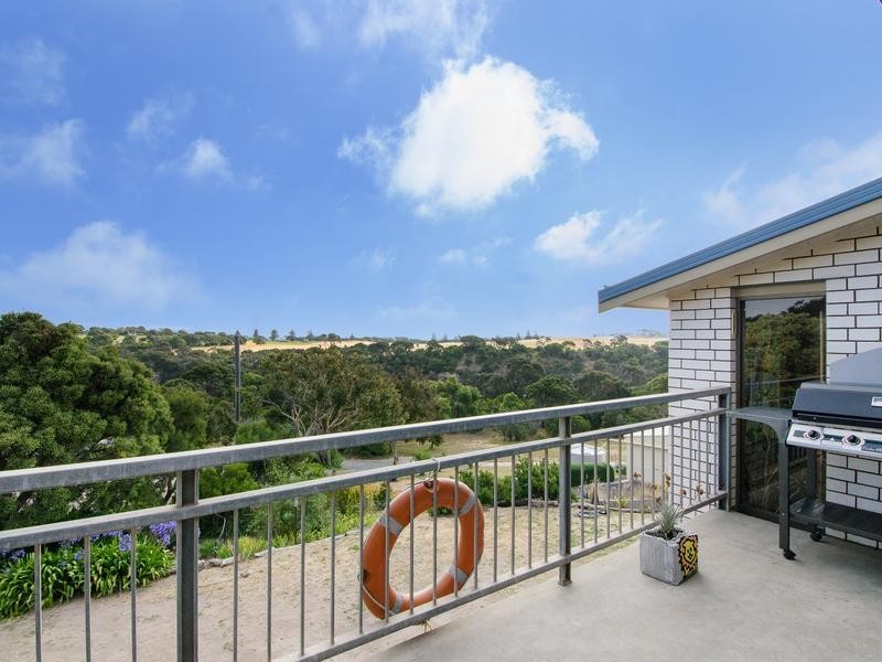 26 MOONAH AVENUE, Nelson VIC 3292