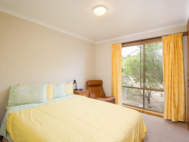 26 MOONAH AVENUE, Nelson VIC 3292