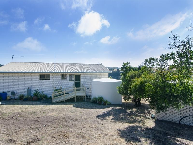 26 MOONAH AVENUE, Nelson VIC 3292