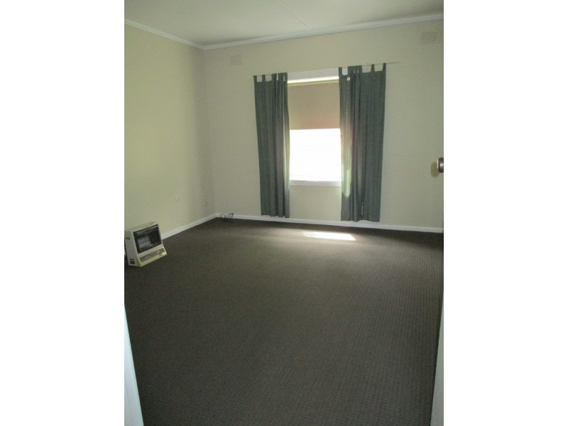 27 PRESSEY STREET, Mount Gambier SA 5290