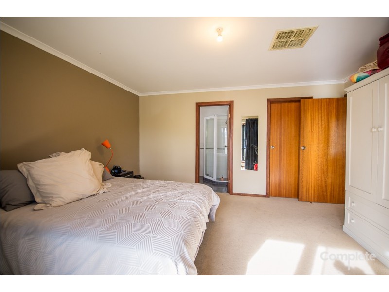 4 DERRINGTON STREET, Mount Gambier SA 5290