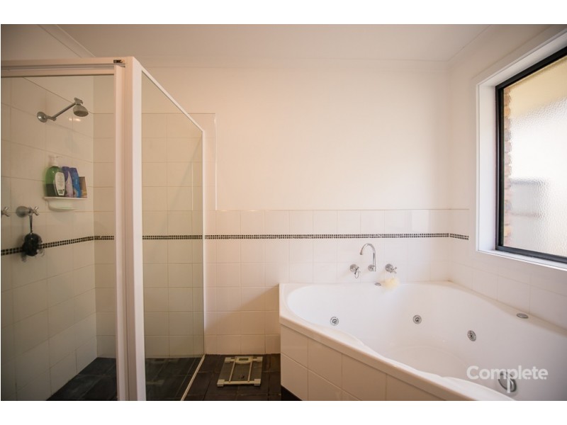 4 DERRINGTON STREET, Mount Gambier SA 5290