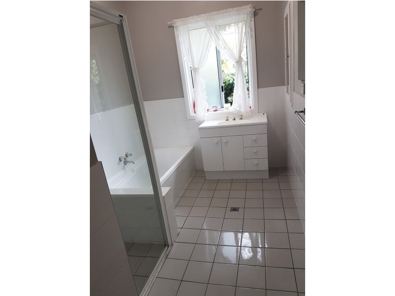 112 LAKE TERRACE EAST, Mount Gambier SA 5290