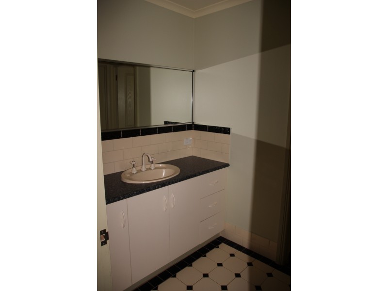 4 GRANEY COURT, Mount Gambier SA 5290