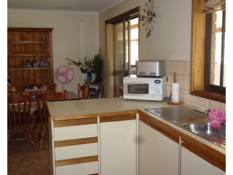 5 TENISON DRIVE, Mount Gambier SA 5290