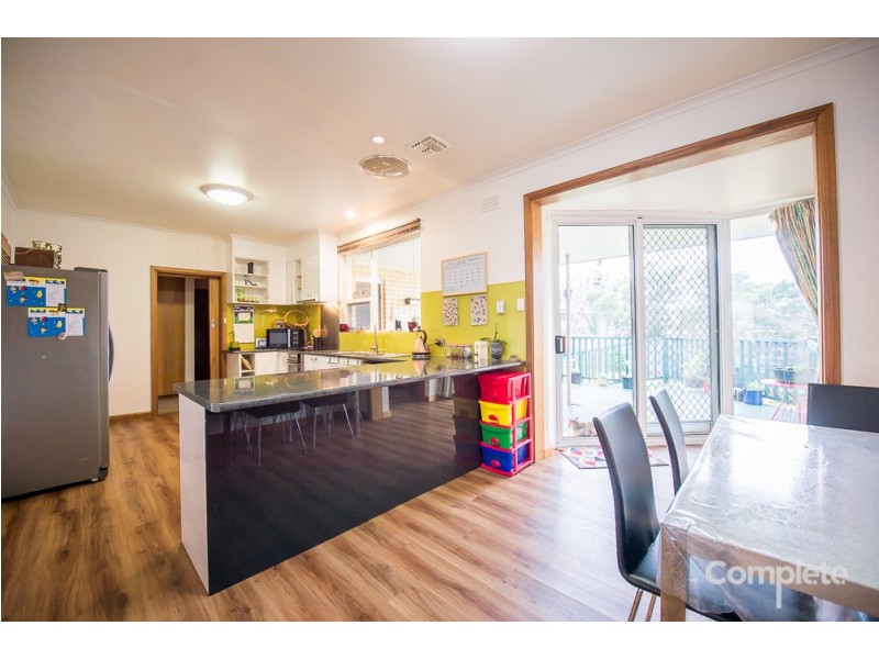 4 HAKEA STREET, Mount Gambier SA 5290