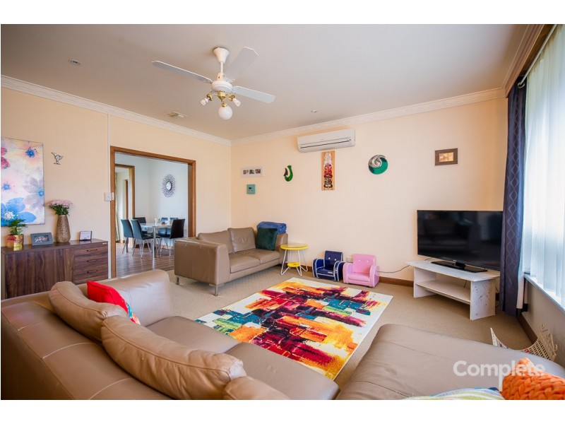 4 HAKEA STREET, Mount Gambier SA 5290