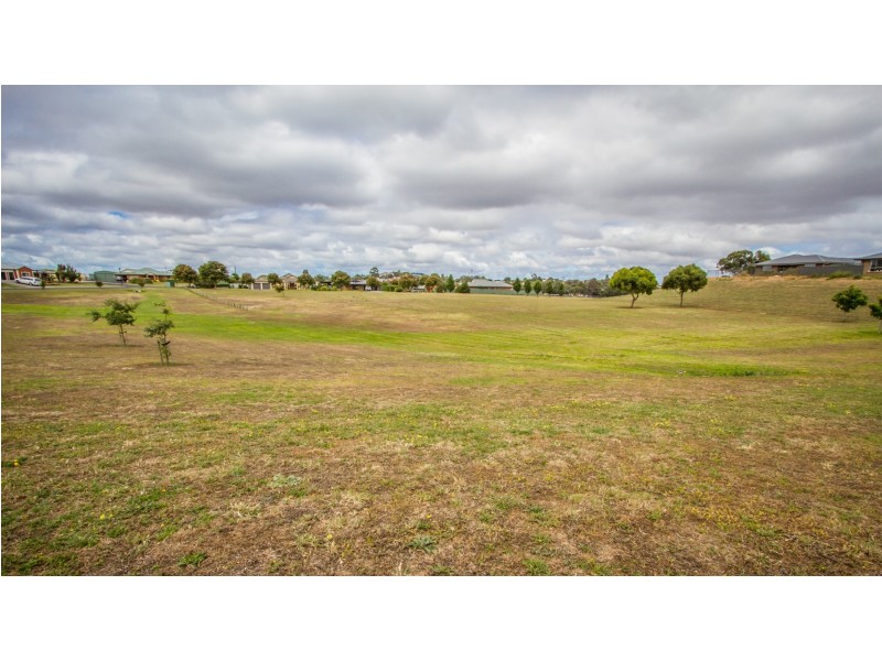 32 MATTHEW FLINDERS WAY, Mount Gambier SA 5290