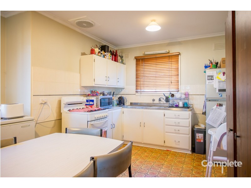 81 WIRELESS ROAD WEST, Mount Gambier SA 5290