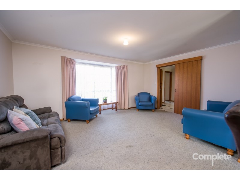 8 MONTEBELLO DRIVE, Mount Gambier SA 5290